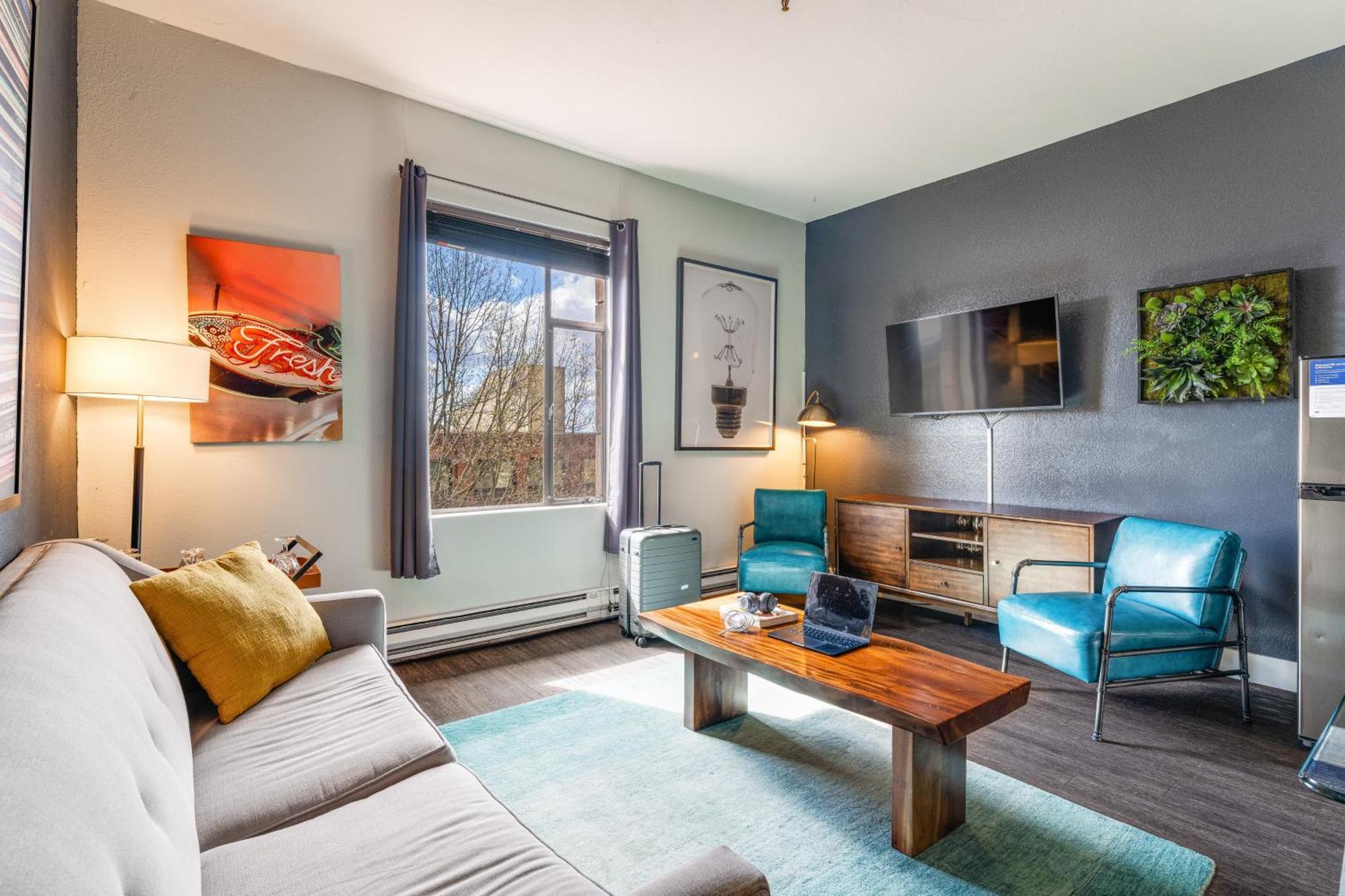 Oxford Apartment By At Mine Hospitality Seattle Ngoại thất bức ảnh
