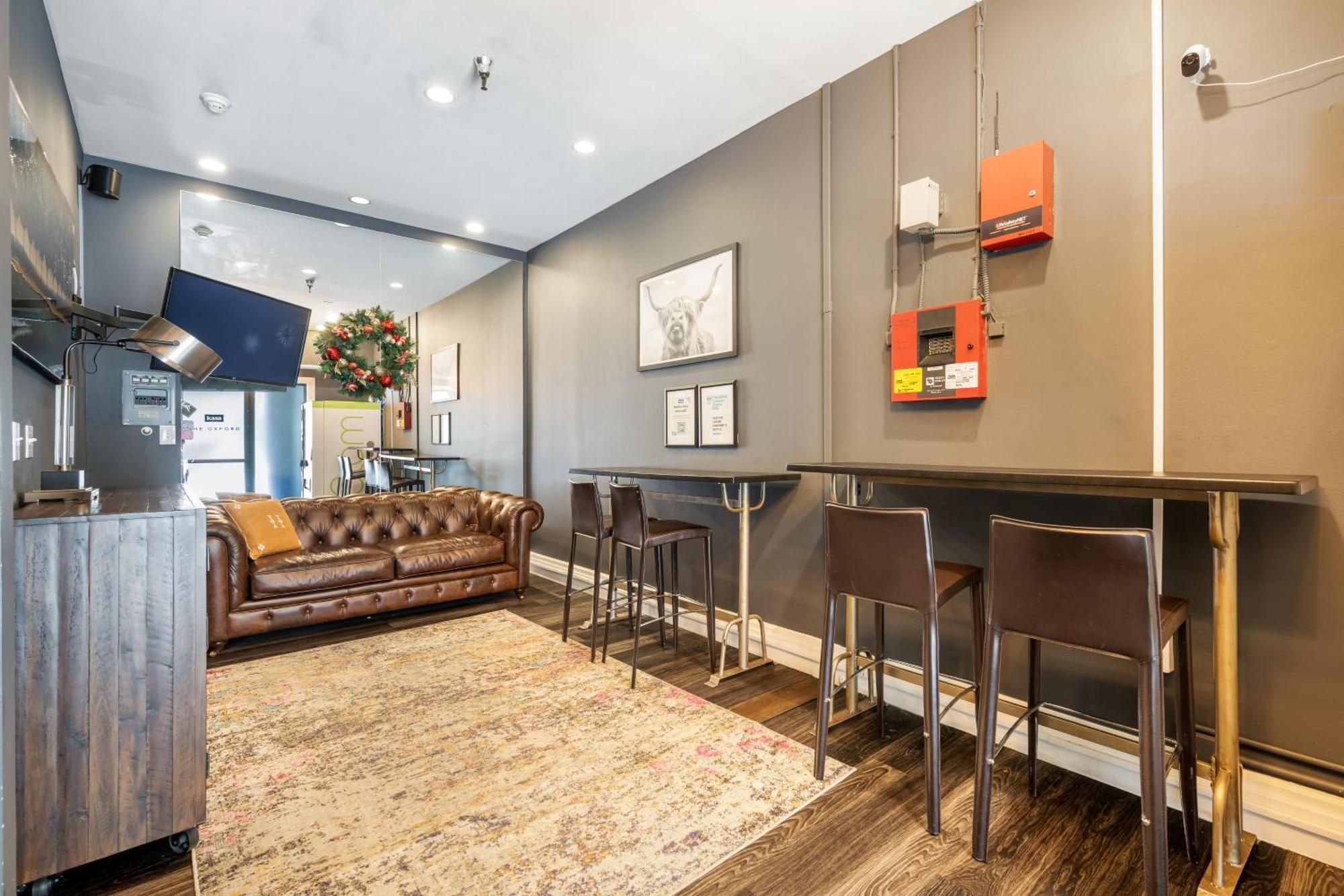 Oxford Apartment By At Mine Hospitality Seattle Ngoại thất bức ảnh