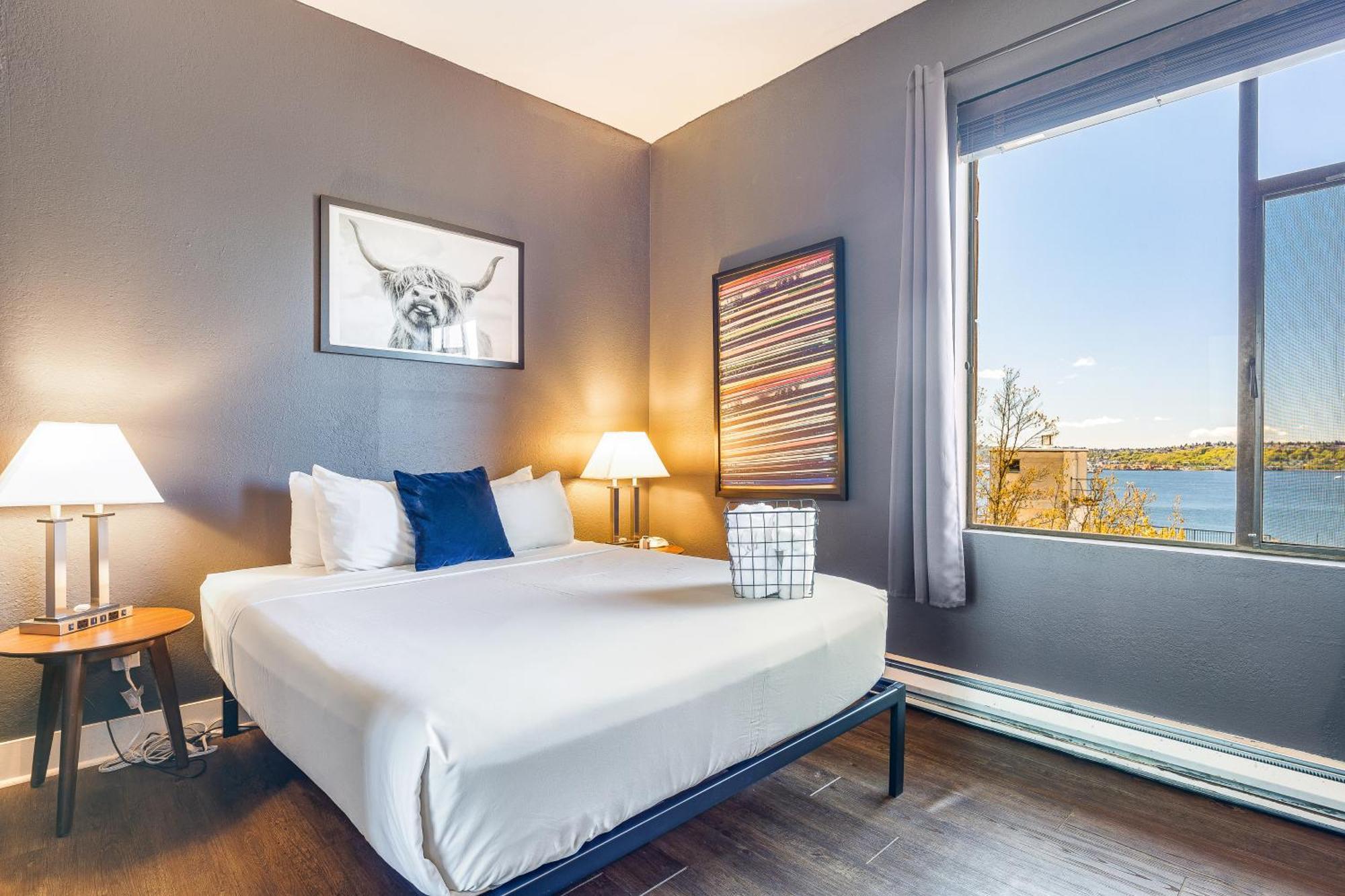 Oxford Apartment By At Mine Hospitality Seattle Ngoại thất bức ảnh